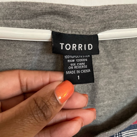 Torrid Plaid Lightweight Top - Size 1X - Picture 5 of 11